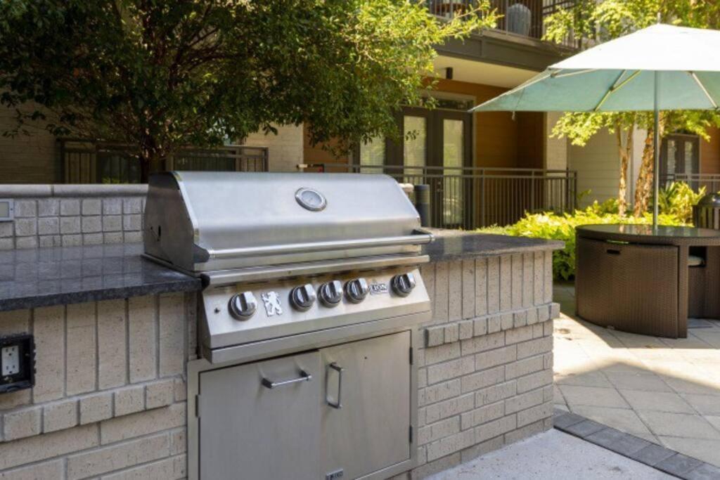 Penthouse Cool-Oasis-In-Houston-Rental Car Available-View-Great-Sleep ภายนอก รูปภาพ