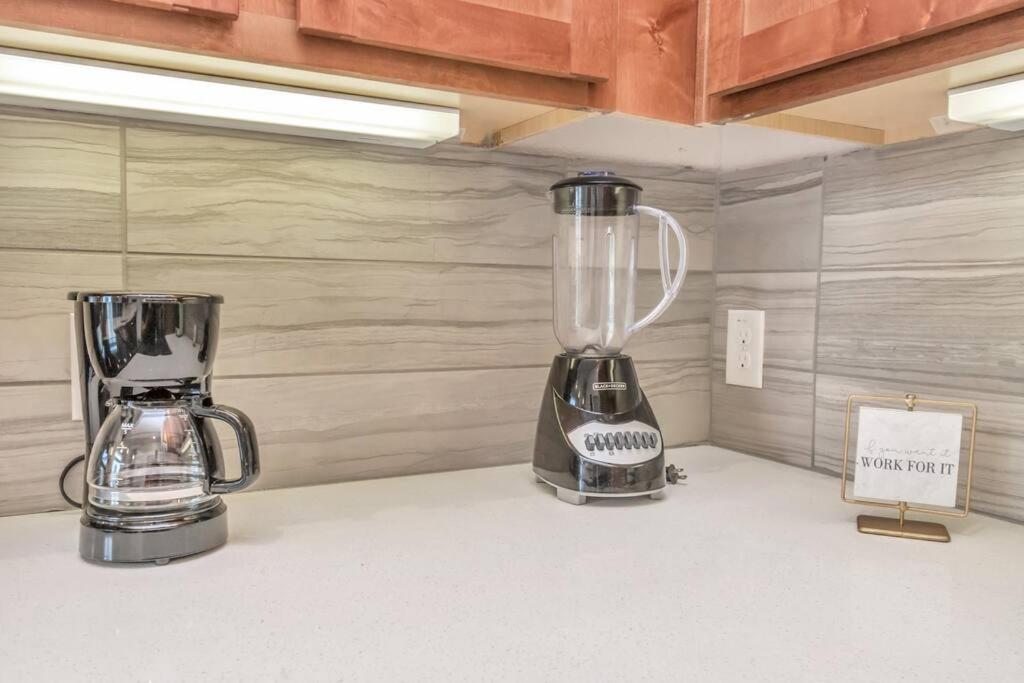 Penthouse Cool-Oasis-In-Houston-Rental Car Available-View-Great-Sleep ภายนอก รูปภาพ